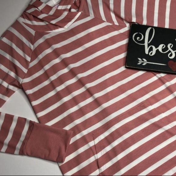 NWOT Lularoe "Amber" Rose Pink & Cream Striped Hoodie SIZE MEDIUM - Picture 2 of 6